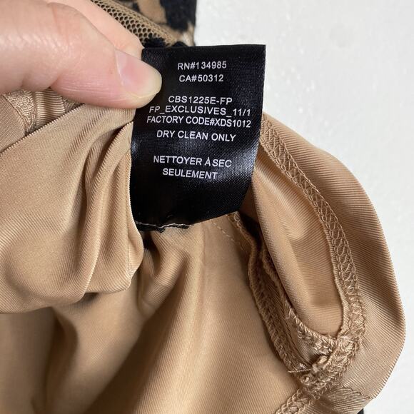 FOR LOVE & LEMONS Temecula mesh floral embroidered midi skirt Black/ Tan XS - Picture 5 of 7